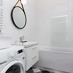 Kasprzaka By Renters Warszawa