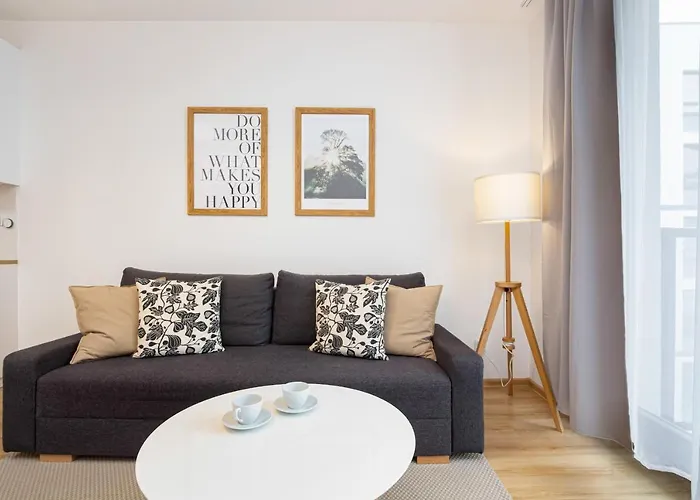 Kasprzaka By Renters * Warszawa